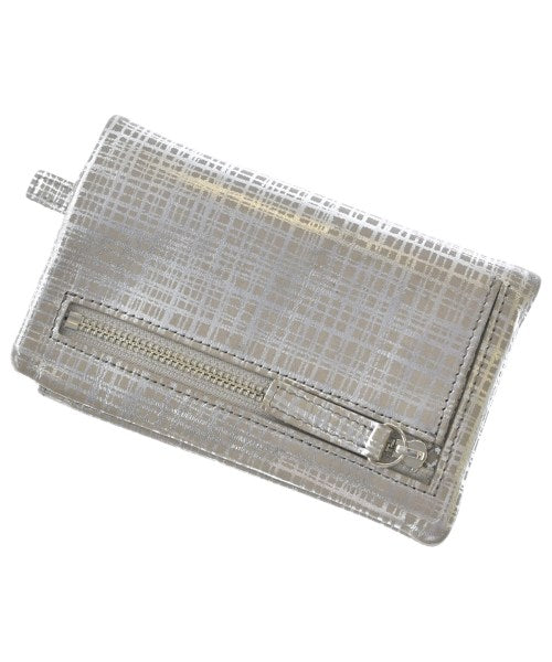 Neutral Gray กระเป๋าสตางค์/กระเป๋าใส่เหรียญ