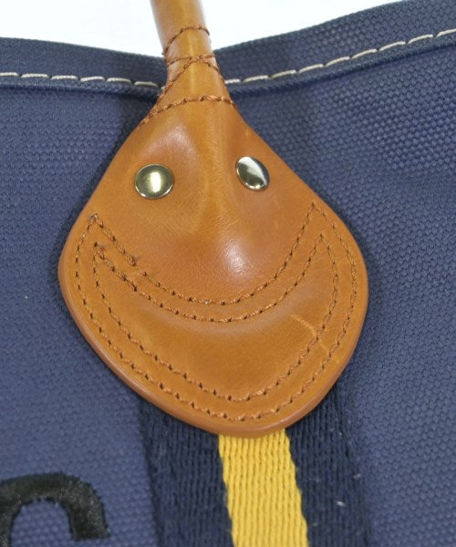 BETTER THAN GOOD กระเป๋าถือขนาดใหญ่