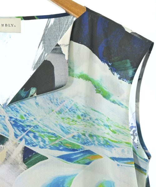 STUMBLY เสื้อสตรี