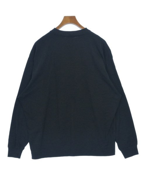 AUBETT เสื้อยืด/เสื้อท็อปส์