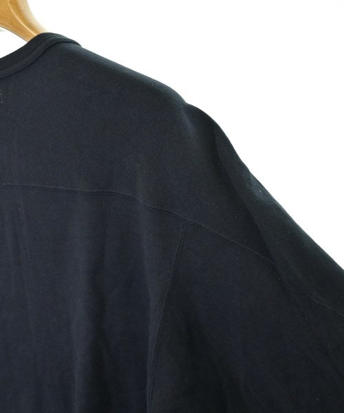 AUBETT เสื้อยืด/เสื้อท็อปส์