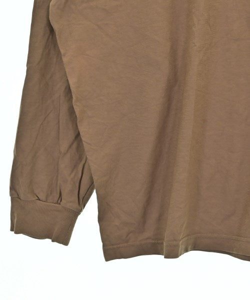 AUBETT เสื้อยืด/เสื้อท็อปส์
