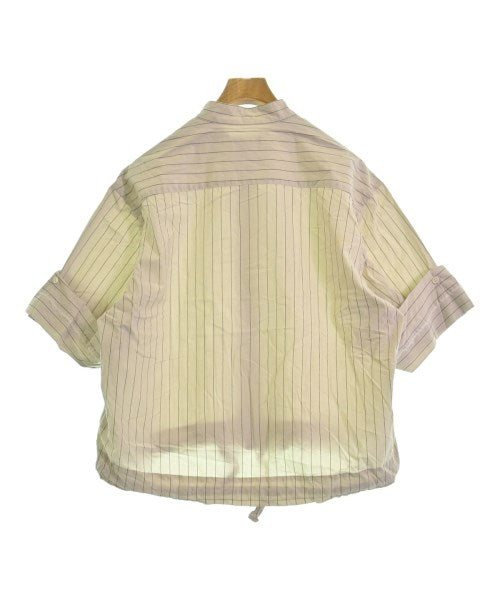 by H. เสื้อลำลอง