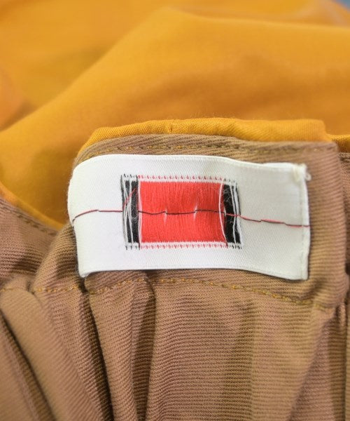 by H. กางเกง อื่น