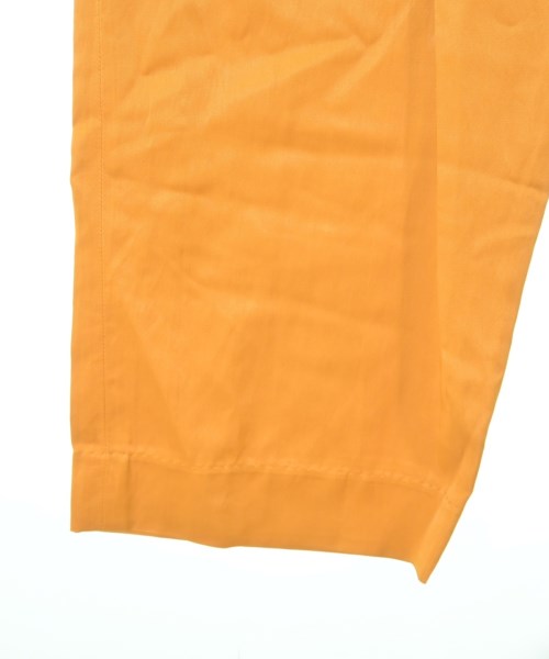 by H. กางเกง อื่น