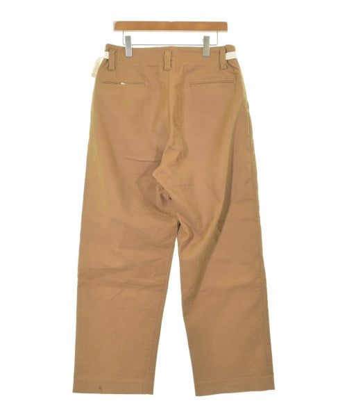 by H. กางเกง อื่น