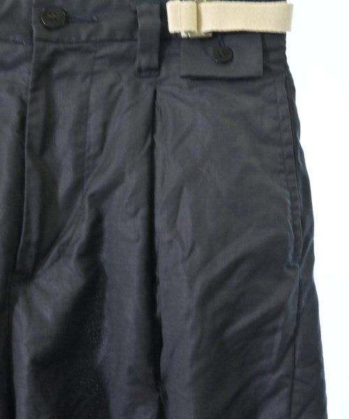 by H. กางเกงขาสั้น