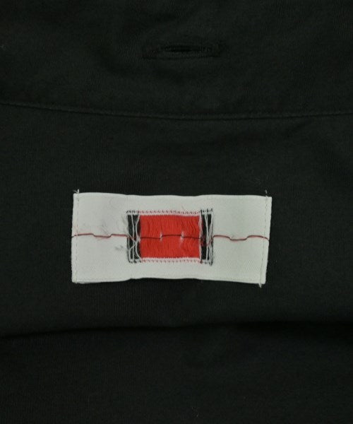 by H. เสื้อลำลอง