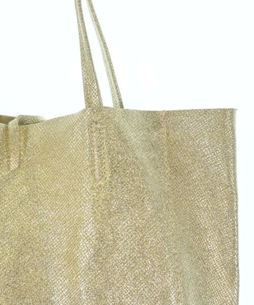 MARLON กระเป๋าถือขนาดใหญ่