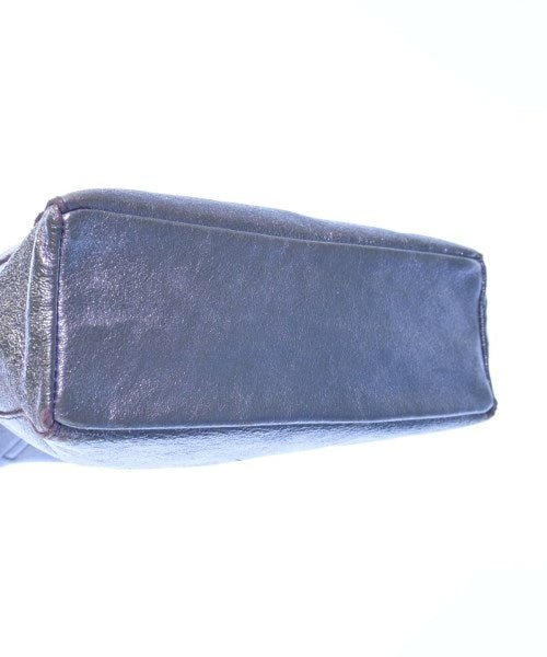 MARLON กระเป๋าถือขนาดใหญ่