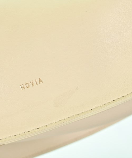 NOVIA กระเป๋าถือขนาดใหญ่