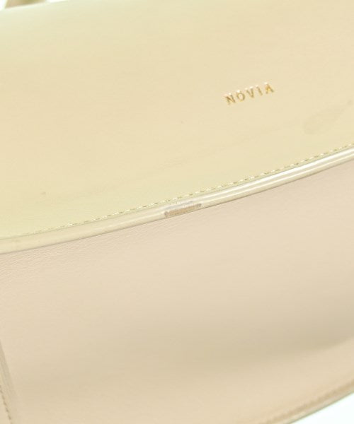 NOVIA กระเป๋าถือขนาดใหญ่