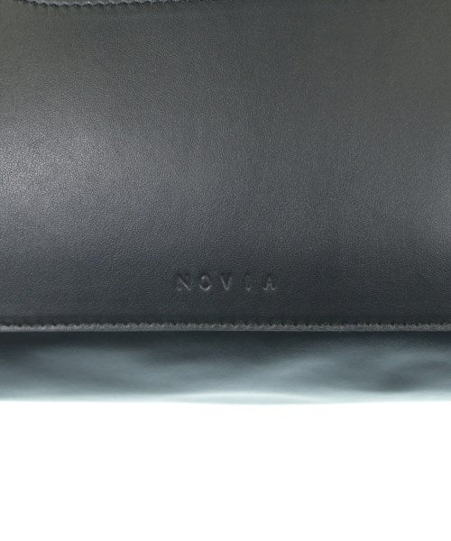 NOVIA กระเป๋าสะพาย