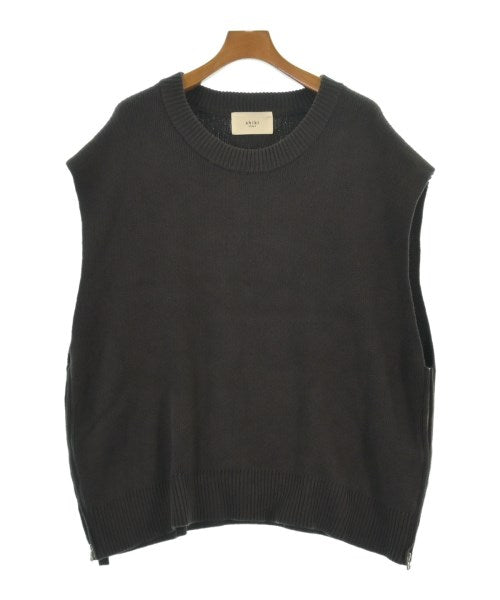shiki tokyo เสื้อกั๊ก