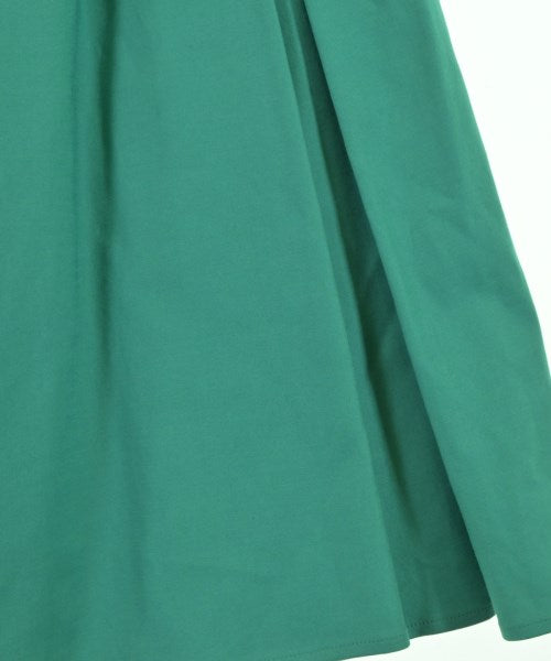 akiki กระโปรงยาวถึงเข่า