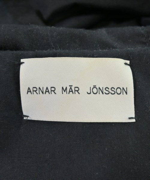 ARNAR MAR JONSSON เสื้อพาร์กาภูเขา