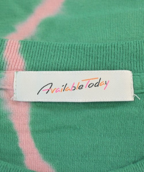 Available Today เสื้อยืด/เสื้อท็อปส์
