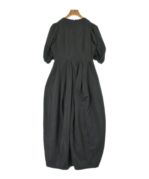 emmi ชุดเดรส