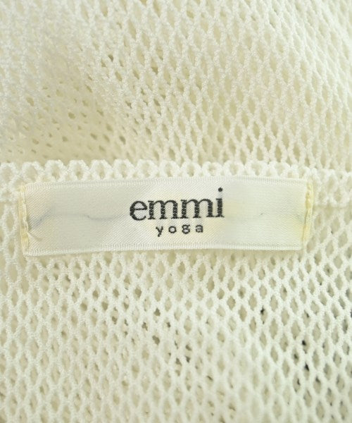 emmi แขนกุด
