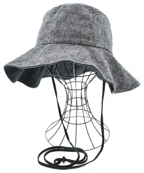 emmi atelier หมวก