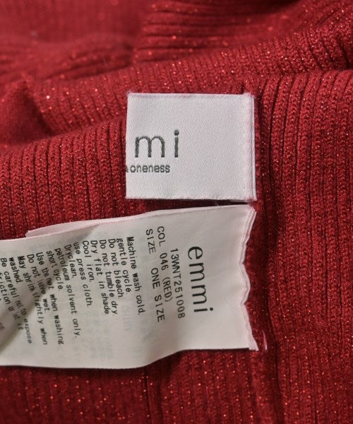 emmi เสื้อกันหนาว