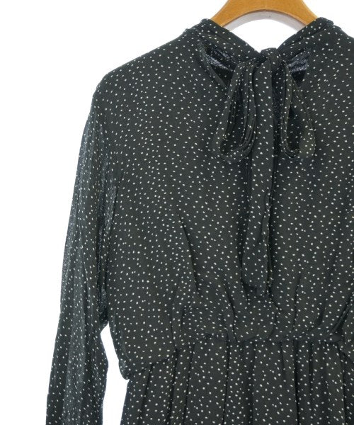 Mila Owen ชุดเดรส