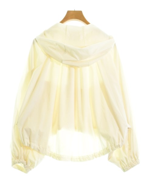 emmi แจ็คเก็ตเบลาส์ อื่น