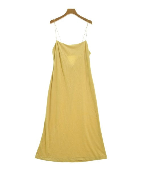 emmi ชุดเดรส