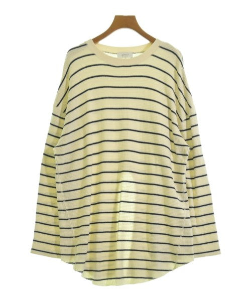 emmi เสื้อกันหนาว