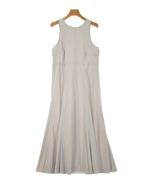 emmi ชุดเดรส