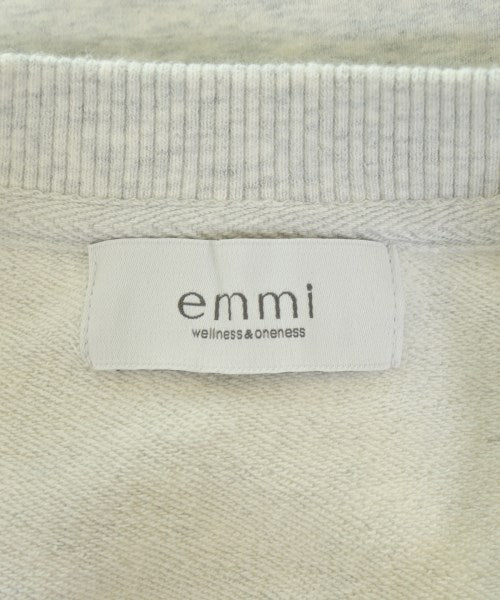 emmi ชุดเดรส