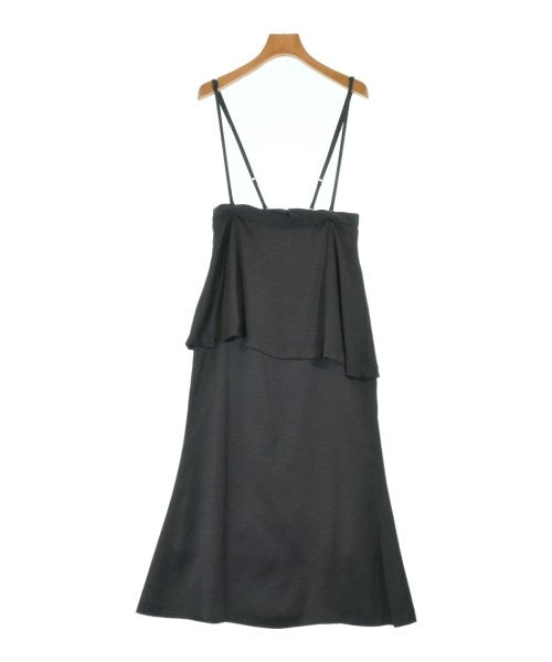 emmi ชุดเดรส