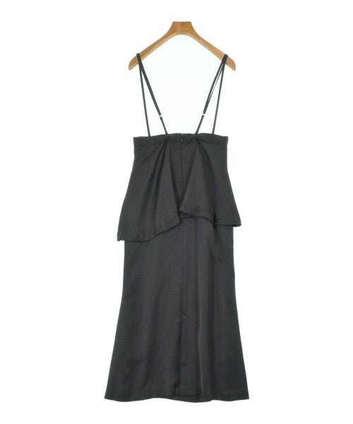 emmi ชุดเดรส