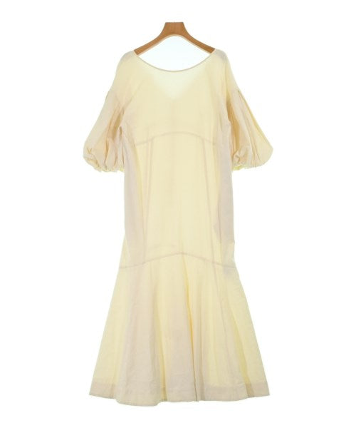 emmi ชุดเดรส