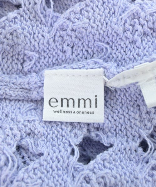 emmi เสื้อกันหนาว