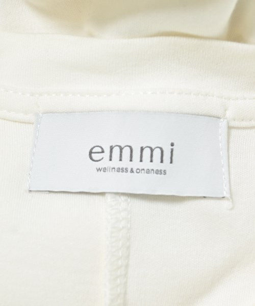emmi ชุดเดรส