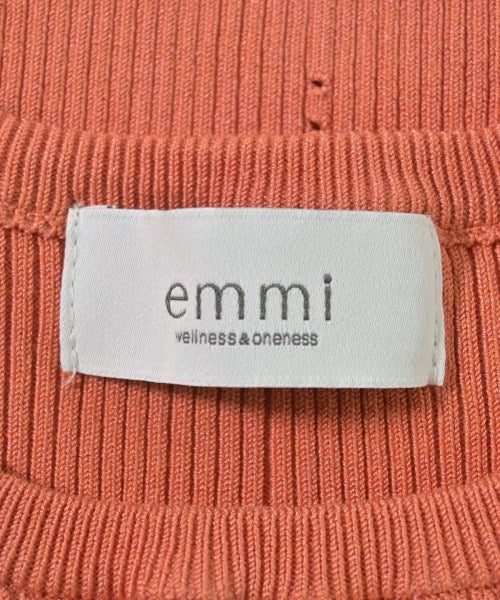 emmi เสื้อกันหนาว