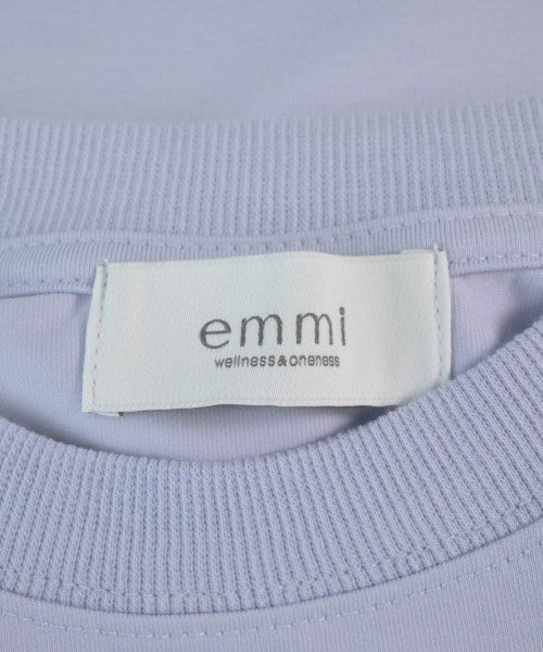 emmi เสื้อยืด/เสื้อท็อปส์