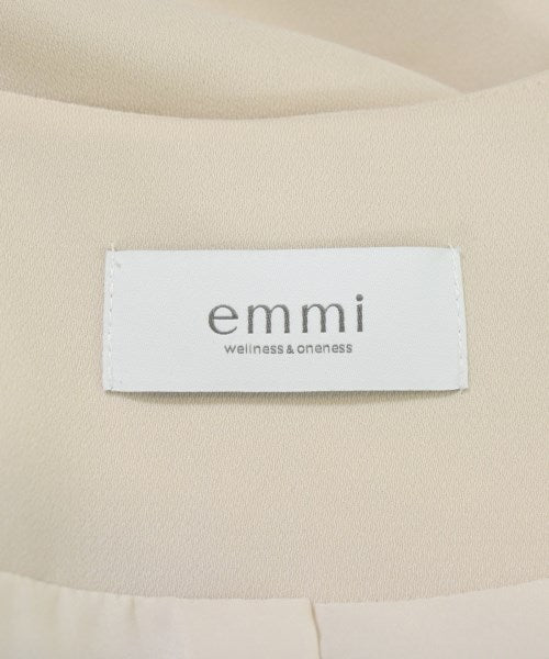 emmi เสื้อกั๊ก
