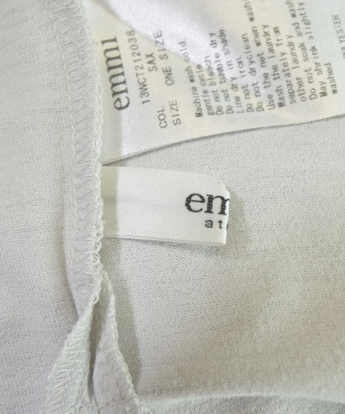 emmi เสื้อยืด/เสื้อท็อปส์
