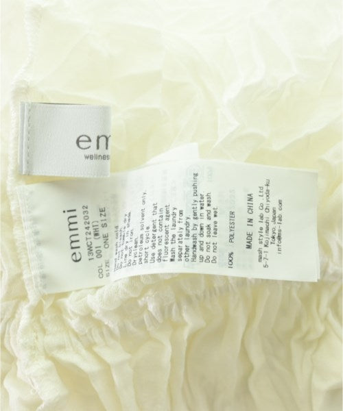 emmi เสื้อยืด/เสื้อท็อปส์