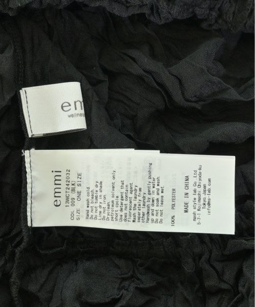 emmi เสื้อยืด/เสื้อท็อปส์