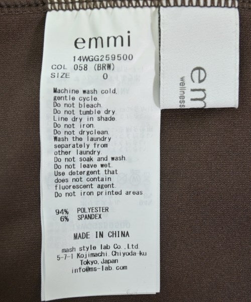 emmi เสื้อยืด/เสื้อท็อปส์