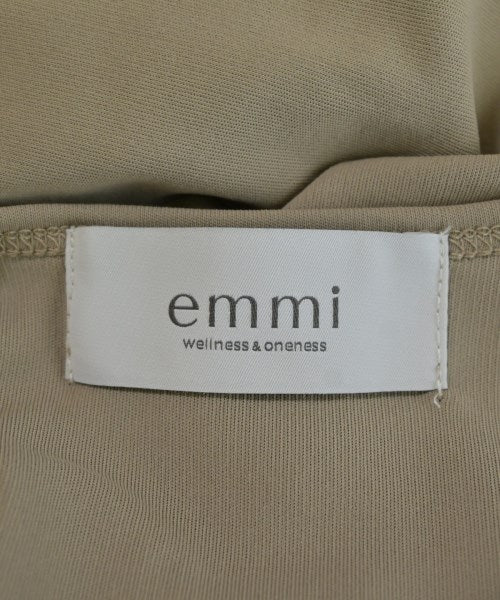 emmi ชุดเดรส
