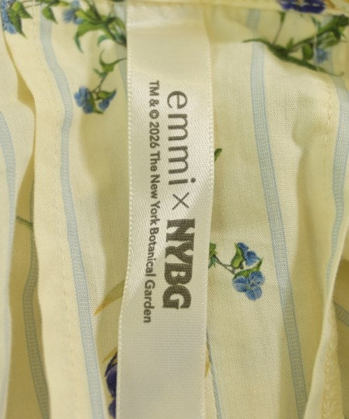 emmi เสื้อสตรี