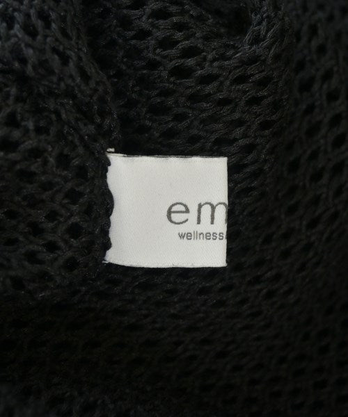 emmi เสื้อกันหนาว