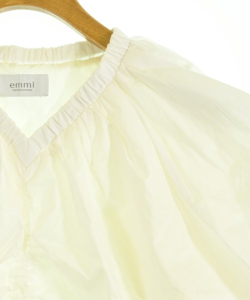 emmi เสื้อสตรี