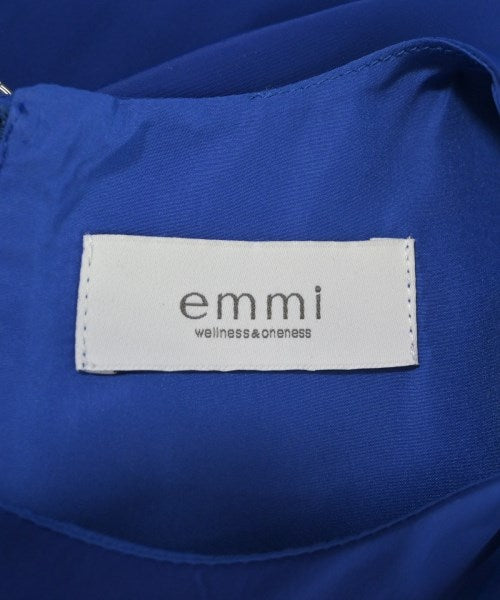 emmi ชุดเดรส