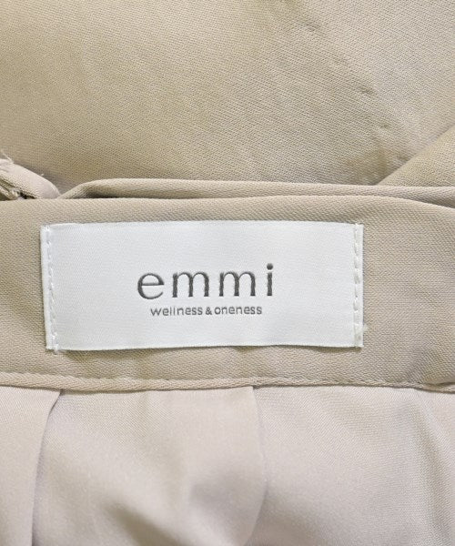 emmi ชุดเดรส