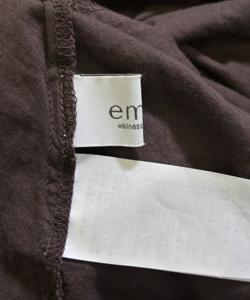 emmi เสื้อสตรี